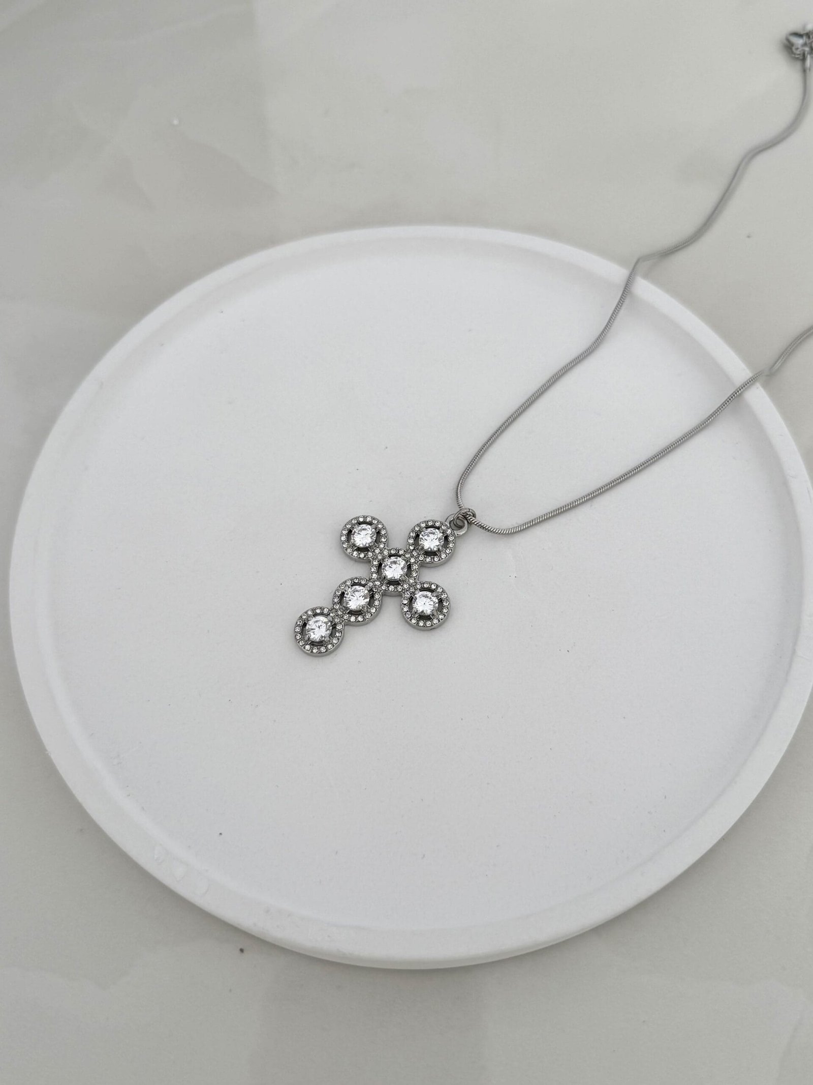 RADIANT CIRCLES - Image 3