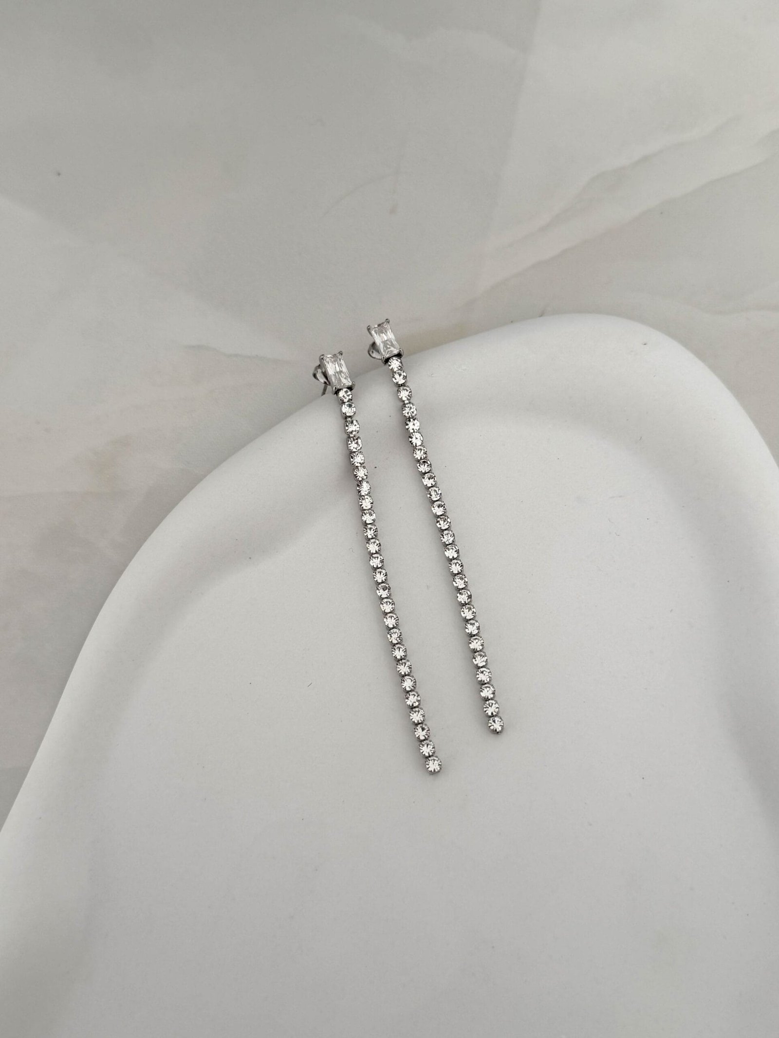 SILVER WHISPER - Image 3