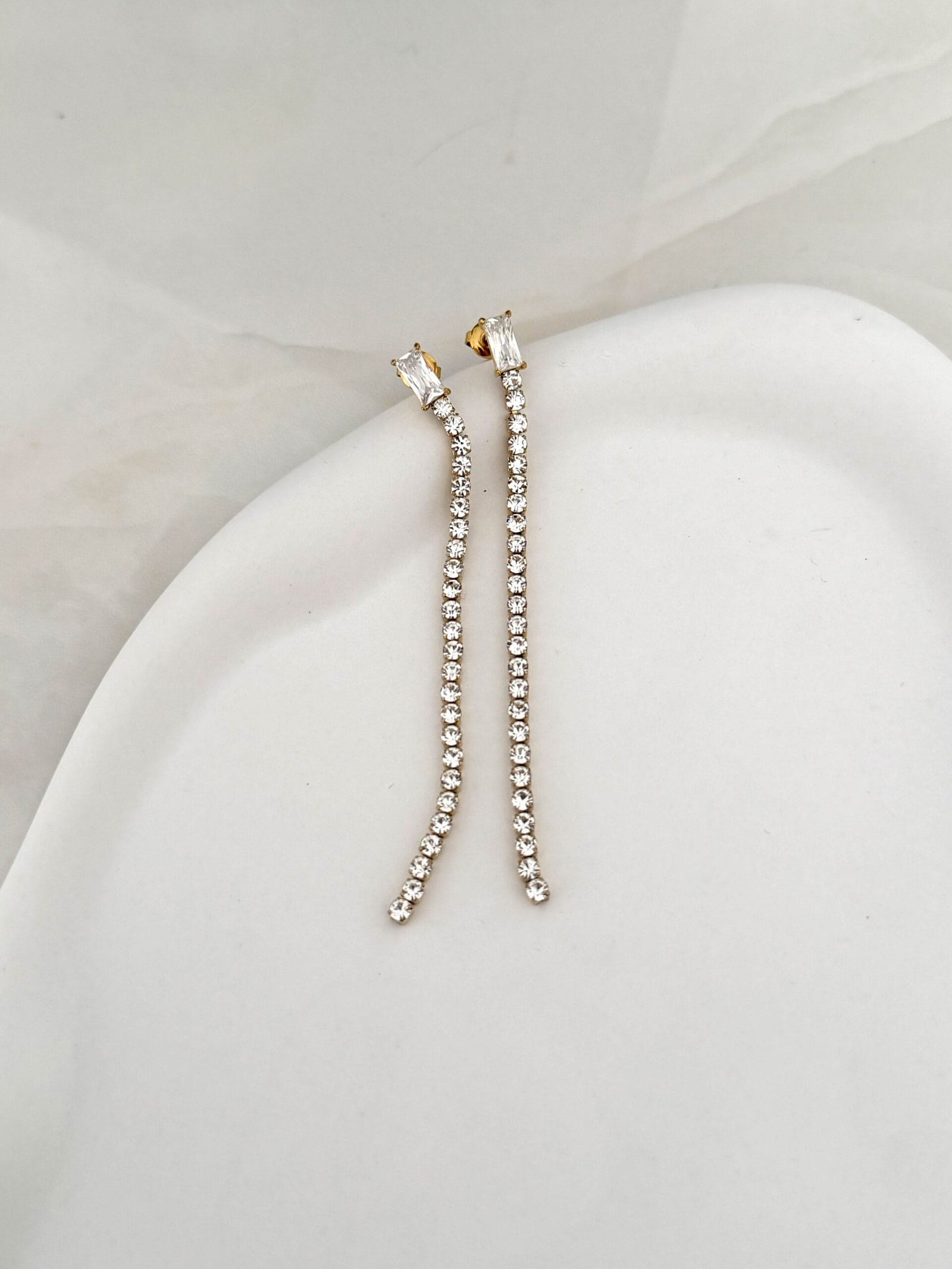 SILVER WHISPER - Image 2