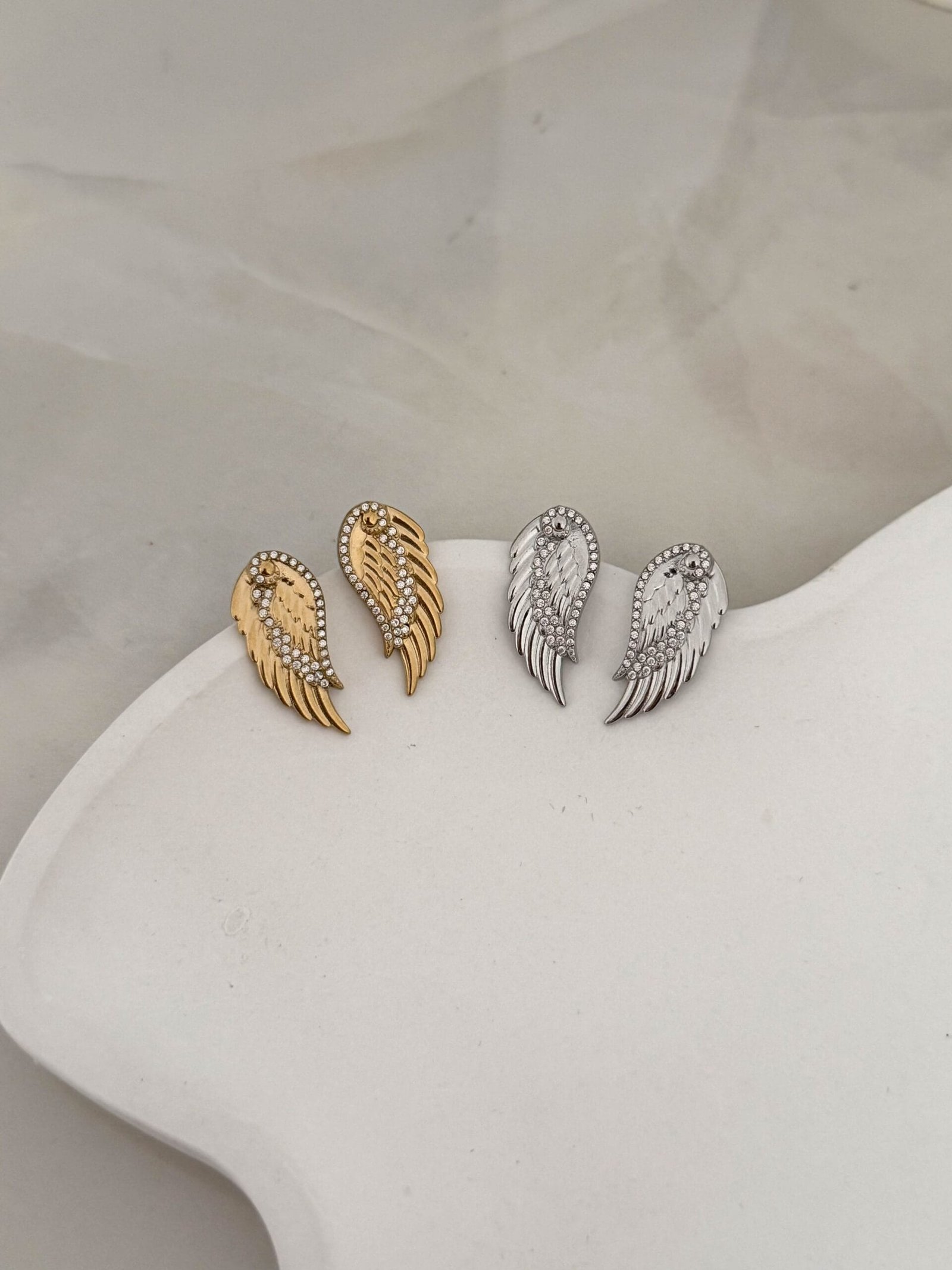 ΣΚΟΥΛΑΡΙΚΙΑ SPARK WINGS