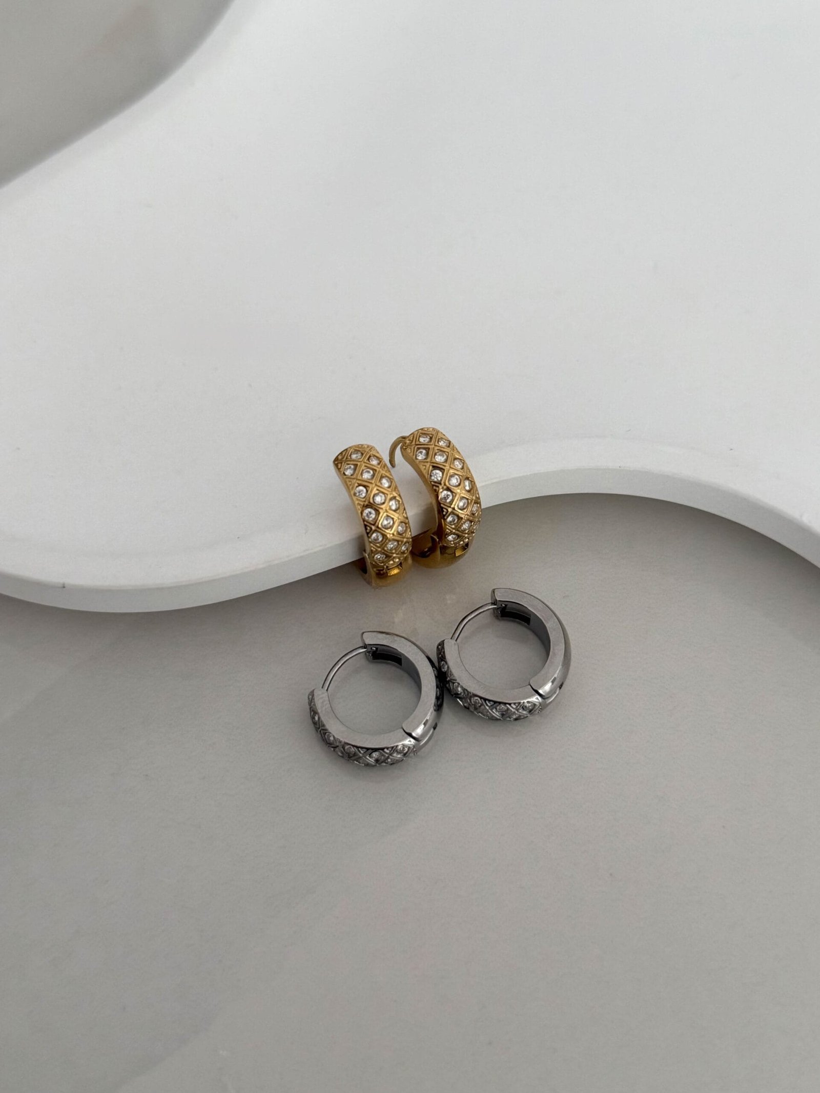 Σκουλαρίκια Diamond Weave Hoops