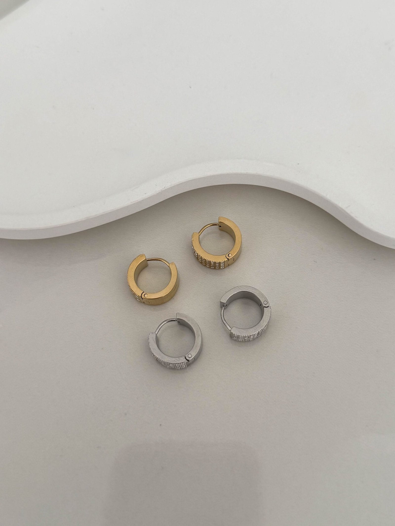 Σκουλαρίκια Triple Row Hoops - Image 3