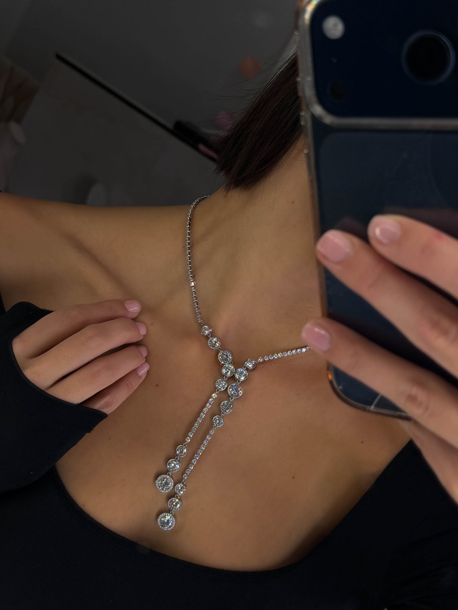 ΚΟΛΙΕ Crystal Cascade Lariat - Image 2