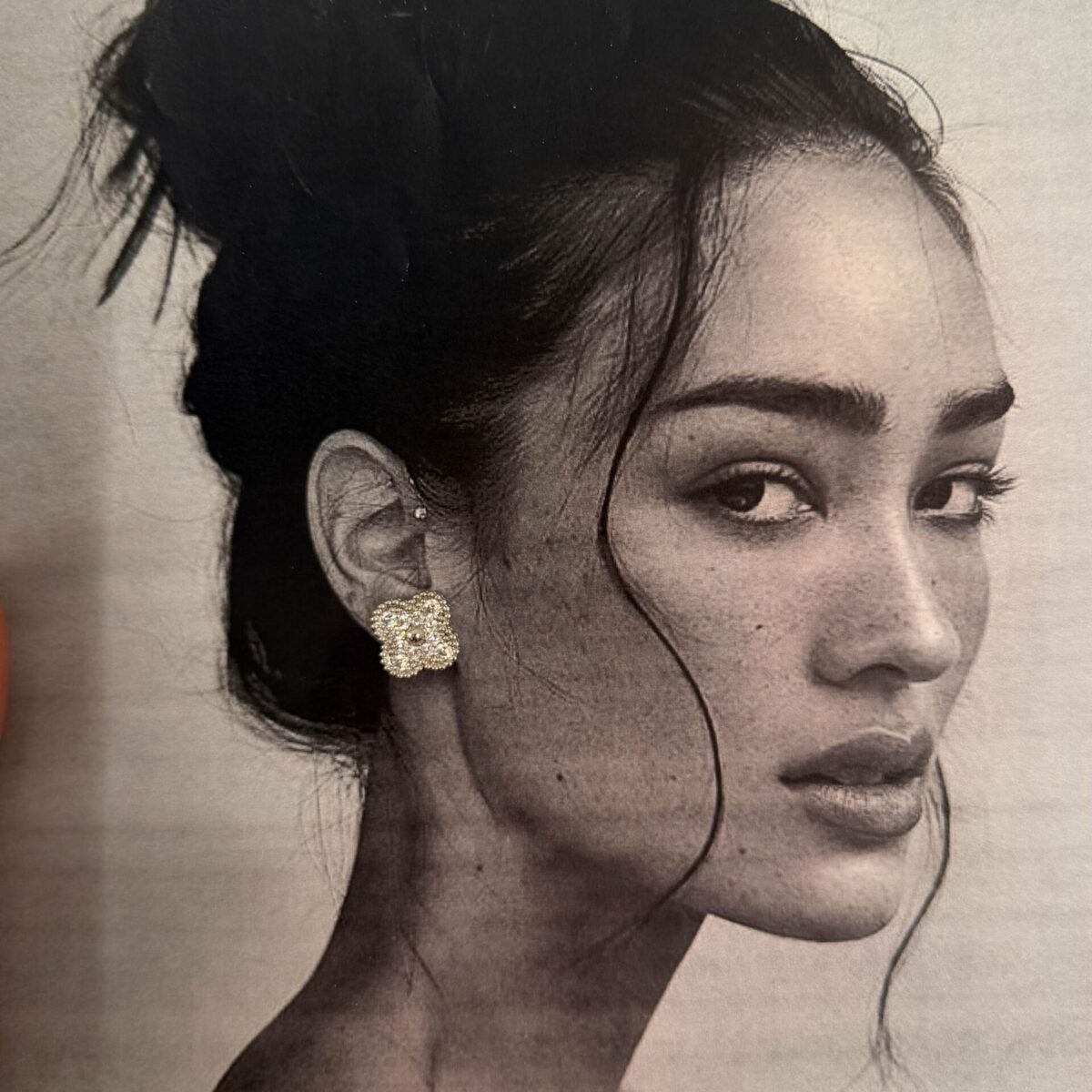 Blooming Spark Mini Studs