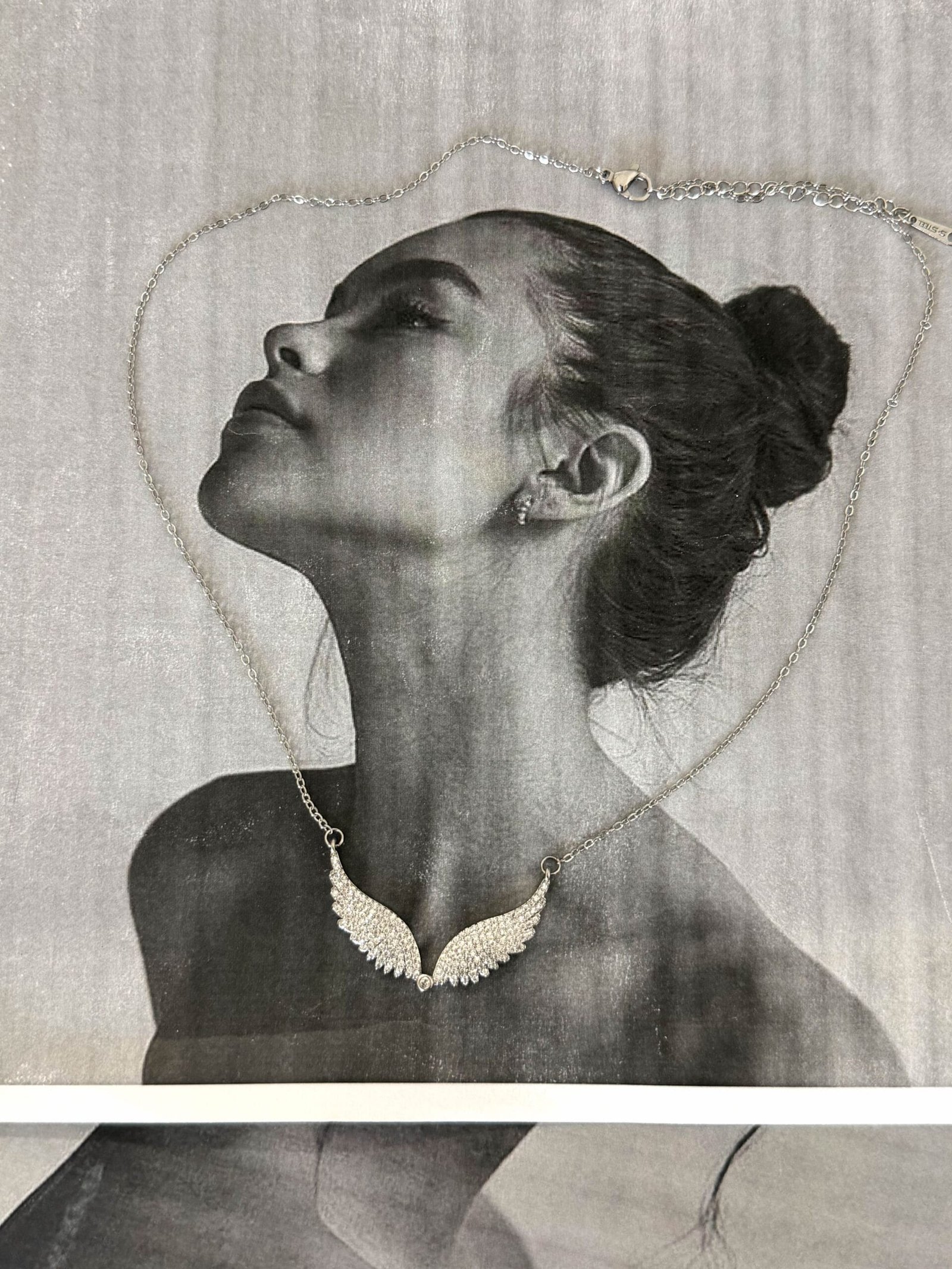 ΚΟΛΙΕ Angelic Wing Pendant - Image 5