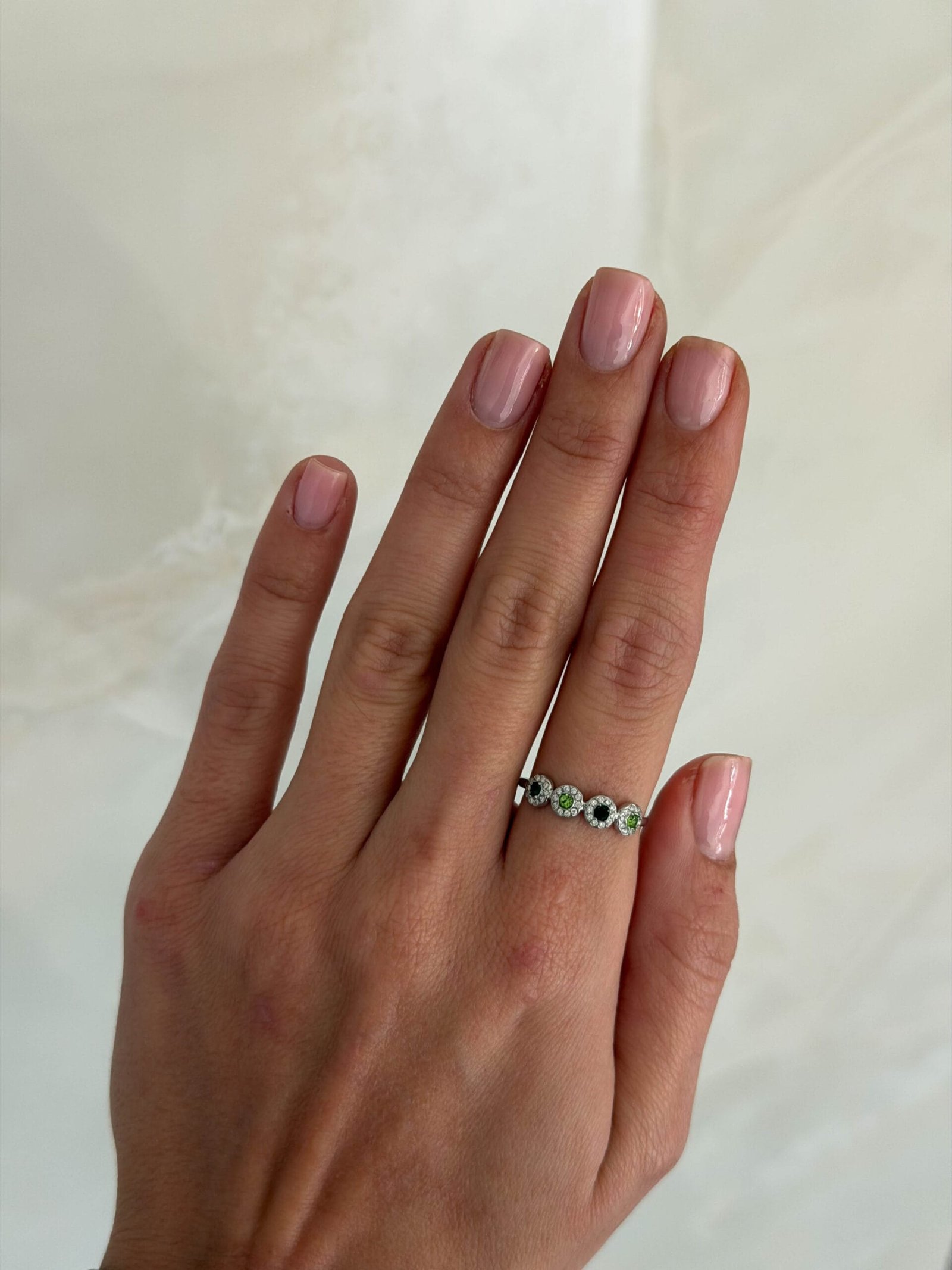 ΔΑΧΤΥΛΙΔΙ Emerald Gem