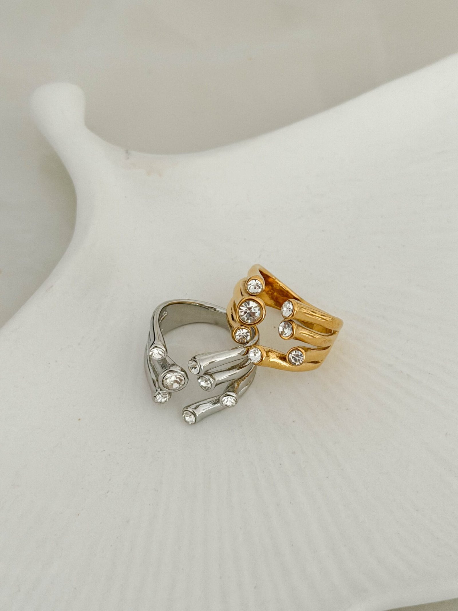 ΔΑΧΤΥΛΙΔΙ Noble Shine