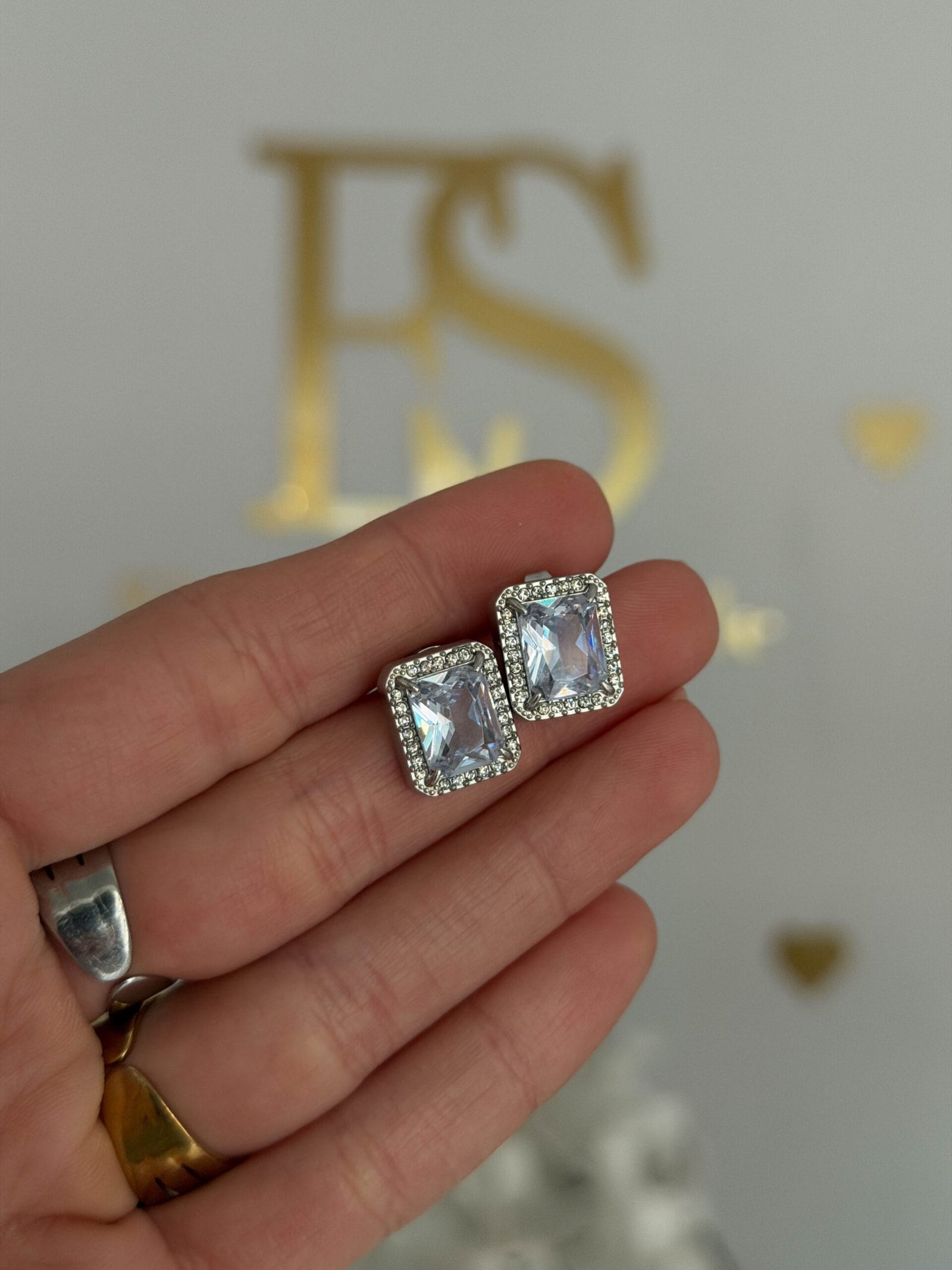 ΣΚΟΥΛΑΡΙΚΙΑ Lumière Solitaire - Image 2