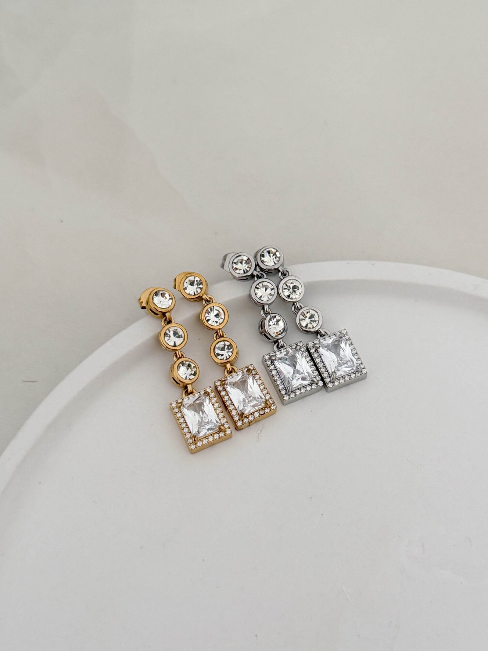 ΣΚΟΥΛΑΡΙΚΙΑ Elegance Cascade