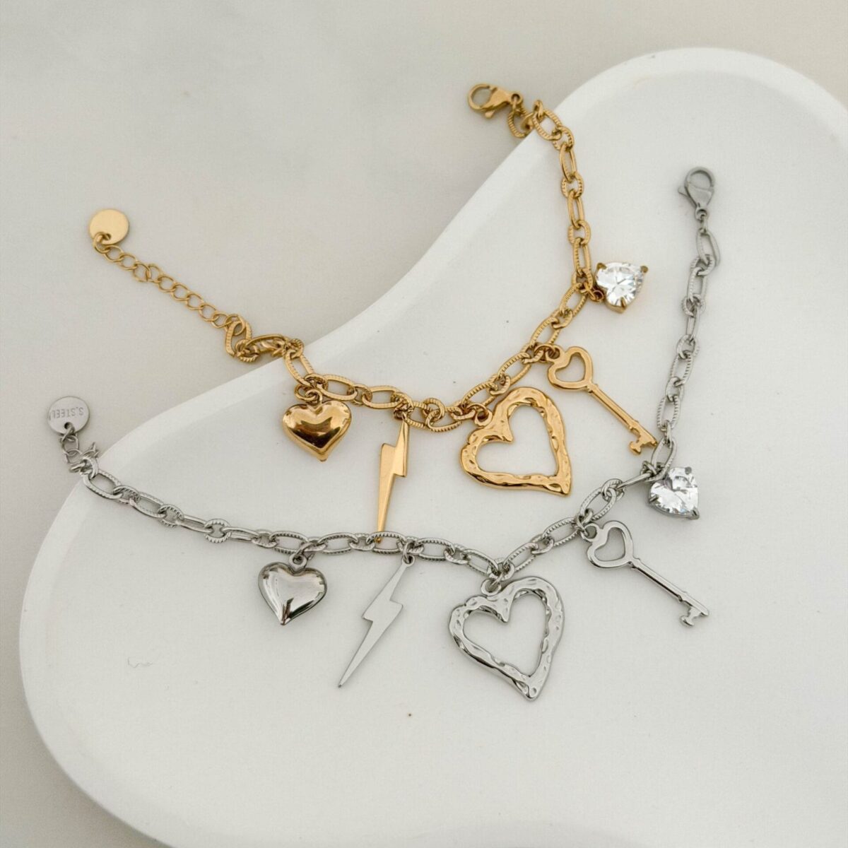 ΒΡΑΧΙΟΛΙ Love Key