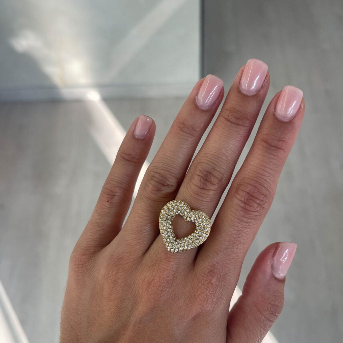 Scallop ring