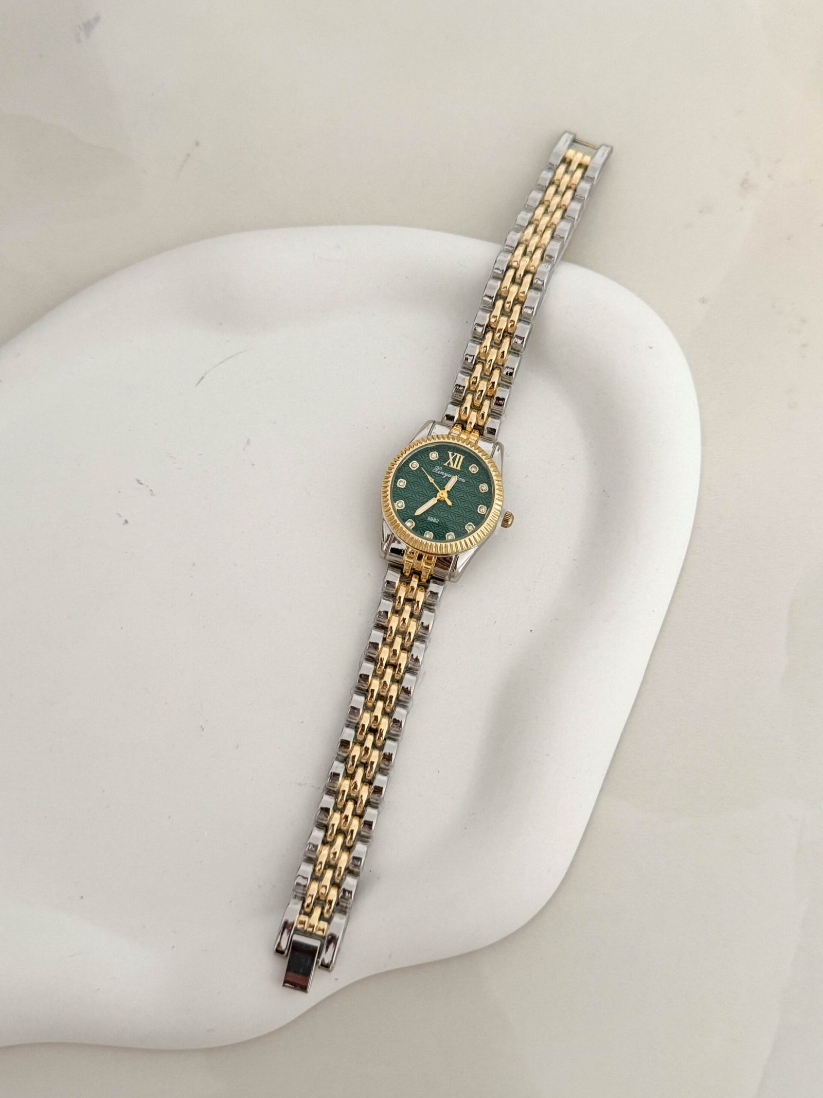 ΡΟΛΟΙ Emerald Elegance - Image 2