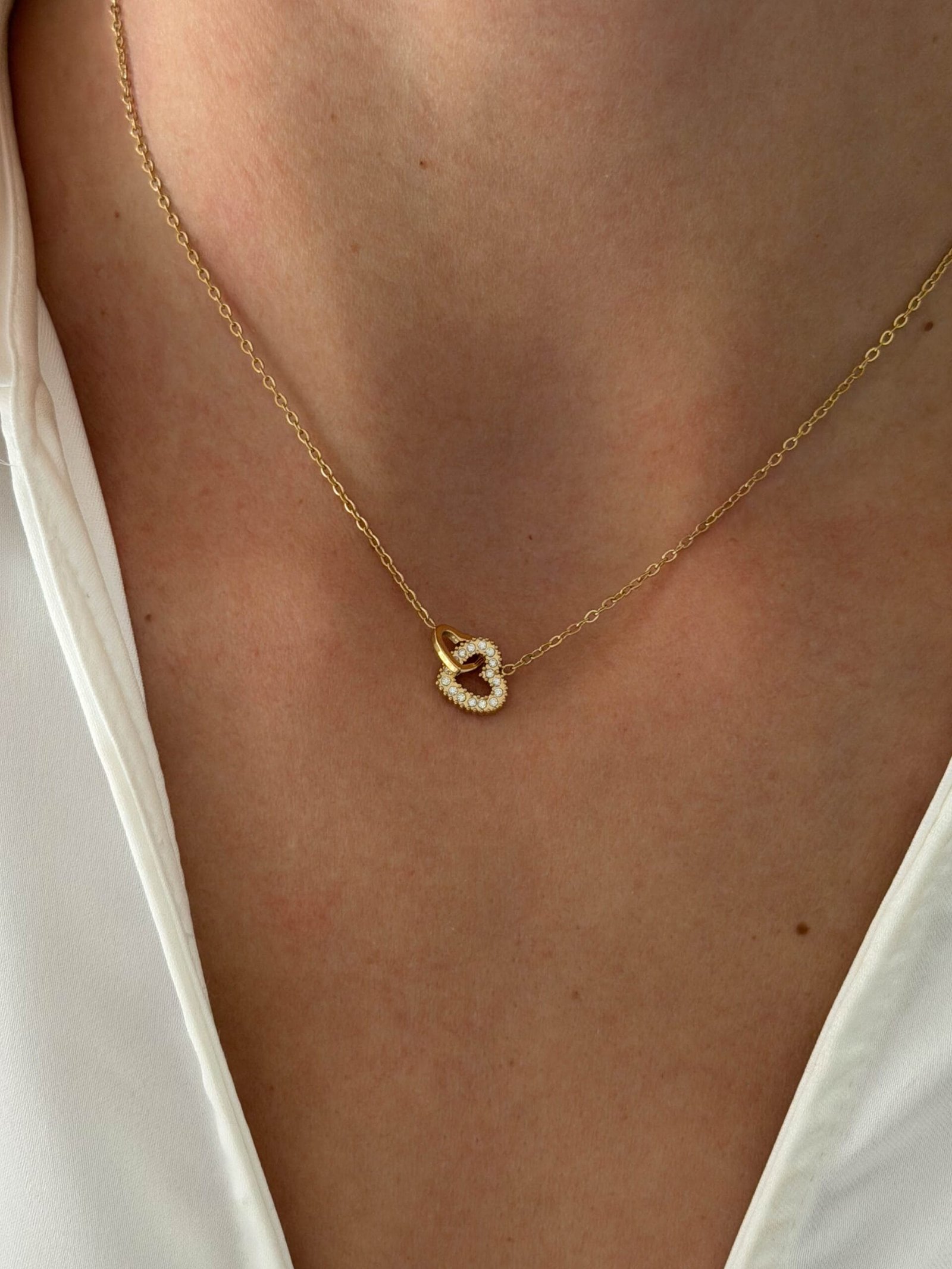 ΚΟΛΙΕ LINKED HEARTS