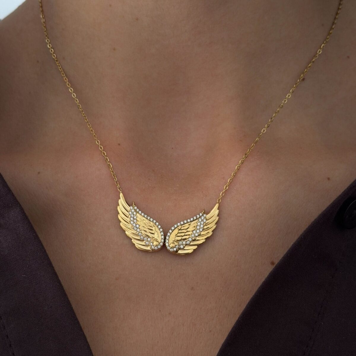 ΚΟΛΙΕ DIVINE WINGS